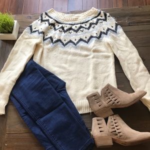 Ann Taylor Loft NWOT Sweater Size M / Cream / Blue